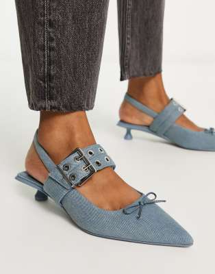 Stradivarius - Sandalen aus Denim mit Kitten-Absatz und Schnalle-Blau