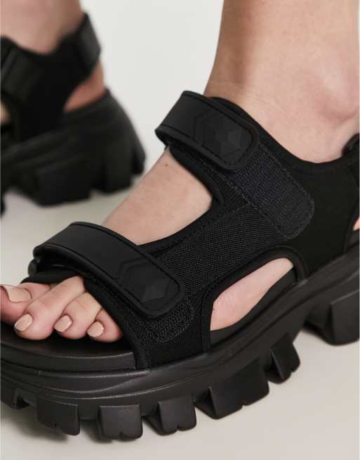 Stradivarius - Sandalen met dikke zool en meerdere bandjes in zwart, 3 van 4