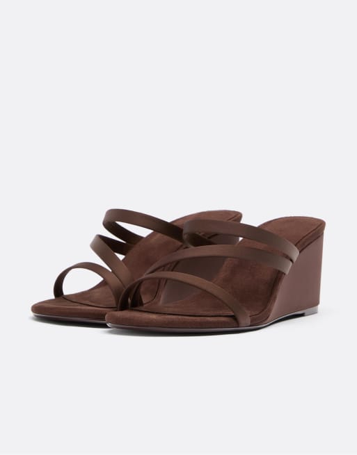 Stradivarius - Sandalen met sleehak en plateauzool in bruin, 2 van 4