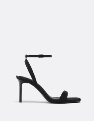 Stradivarius - Sandaletten in Schwarz mit hohem Absatz