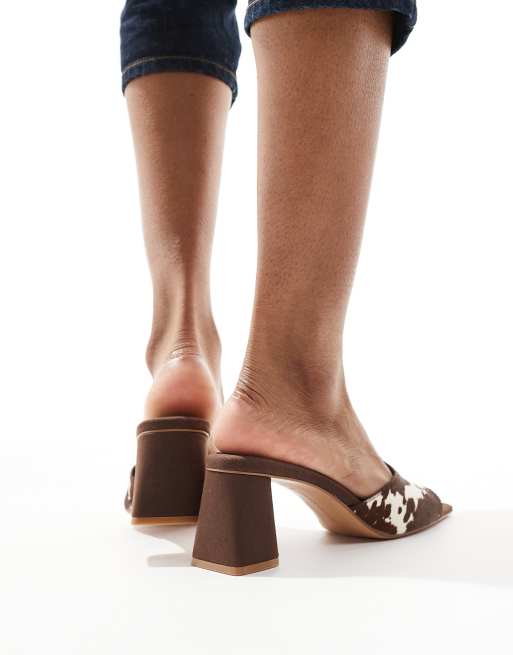 Stradivarius – Sandaletten mit Kuhfellmuster, 3 von 4