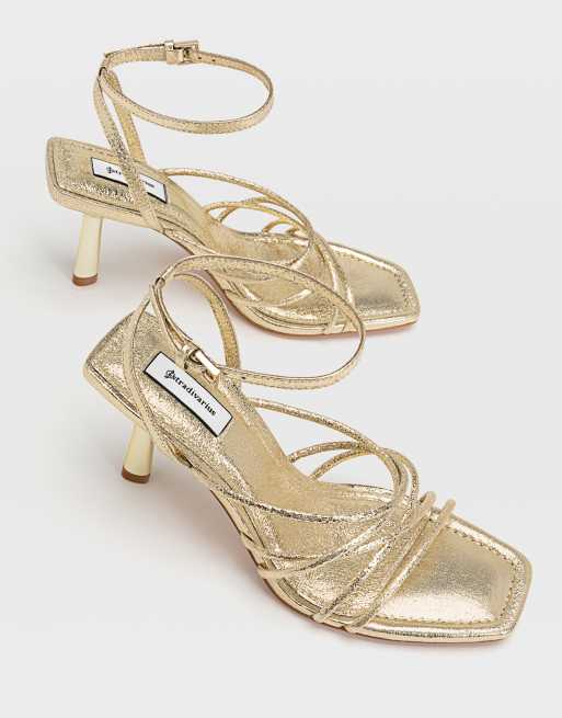 Sandali oro stradivarius hotsell