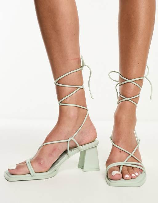 Stradivarius Sandali con tacco e listini color menta ASOS
