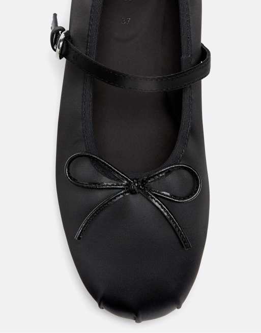 Stradivarius satin-ballerinaer med spænde i sort, 4 af 6