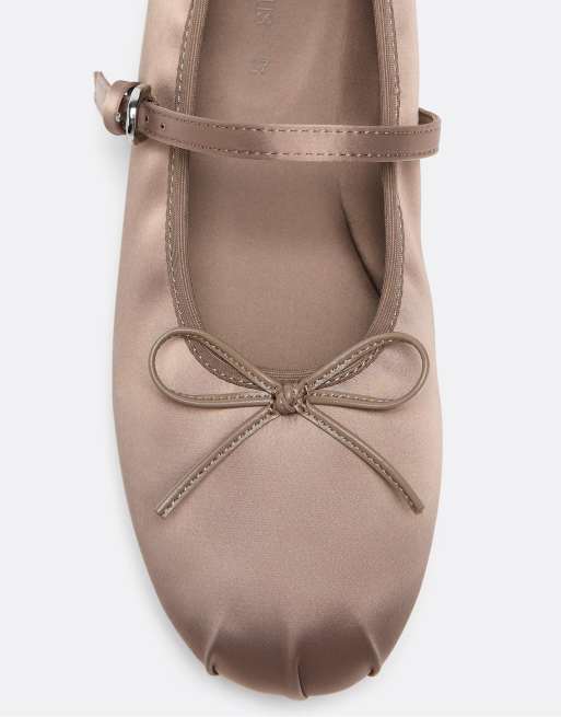 Stradivarius satin ballerinaer med spænde i taupe, 4 af 5