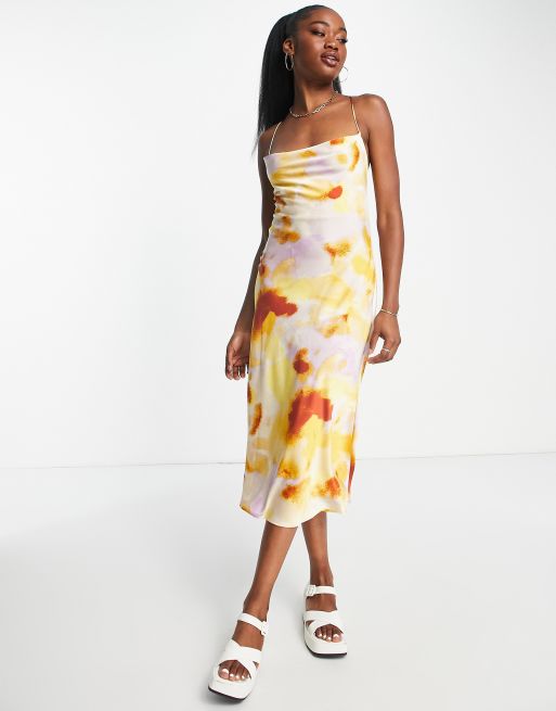 Stradivarius yellow dress hotsell