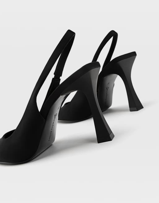 Stradivarius - Scarpe nere con tacco e cinturino posteriore, 2 di 3