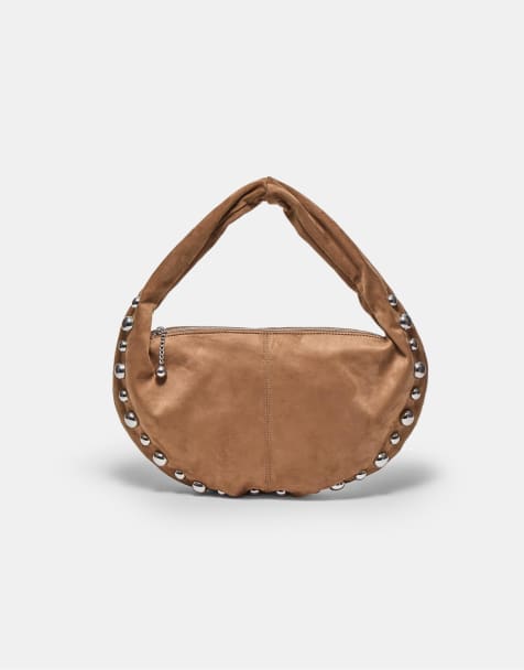 Stradivarius – Schultertasche aus Wildlederimitat in Beige mit Nietenbesatz - view 1