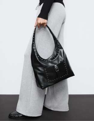 Stradivarius - Schultertasche in Schwarz mit Nietendetail