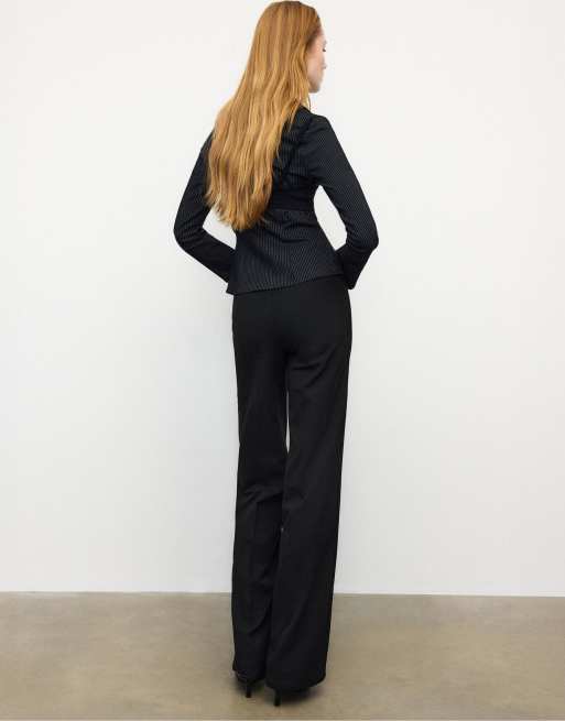 Stradivarius – Schwarze Hose mit weitem Beinschnitt, 3 von 4
