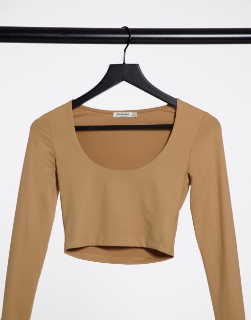 beige long sleeve crop top