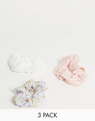 Stradivarius scrunchie multipack x 3 in daisy, white and floral print