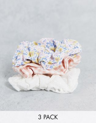 Stradivarius scrunchie multipack x 3 in gingham, white and floral print