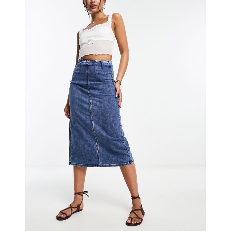 Stradivarius seamed detail denim midi skirt in medium blue