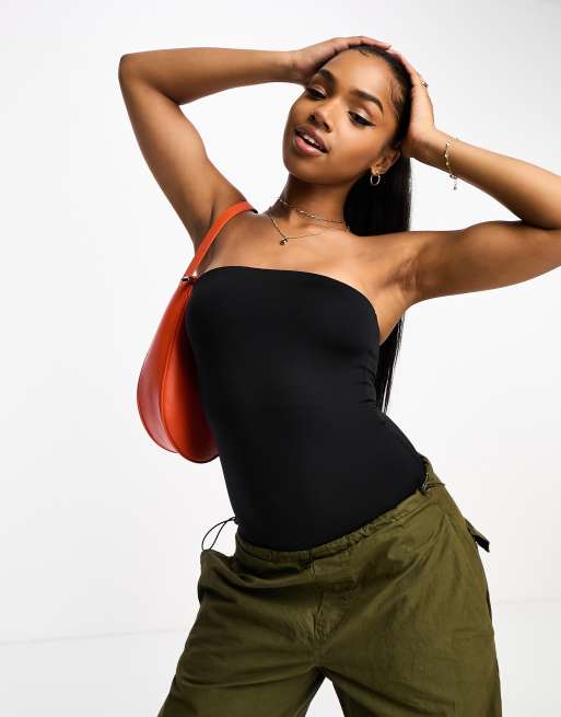 https://images.asos-media.com/products/stradivarius-seamless-bandeau-bodysuit-in-black/205098074-1-black?$n_640w$&wid=513&fit=constrain