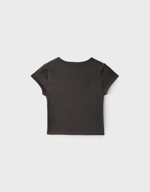 Stradivarius Seamless cropped t-shirt in brown, 6 of 6
