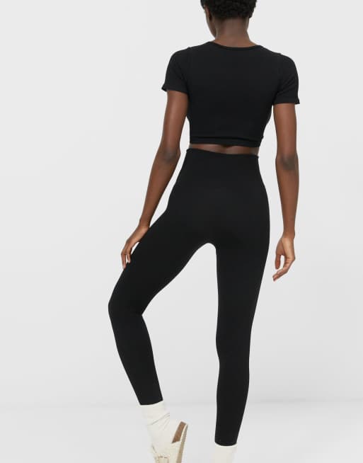 Stradivarius Petite Seamless Ribbed leggings in Brown