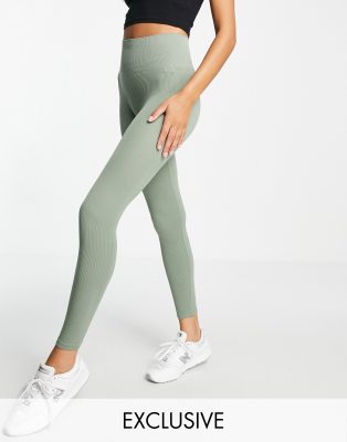 Stradivarius seamless ribbed leggings in beige