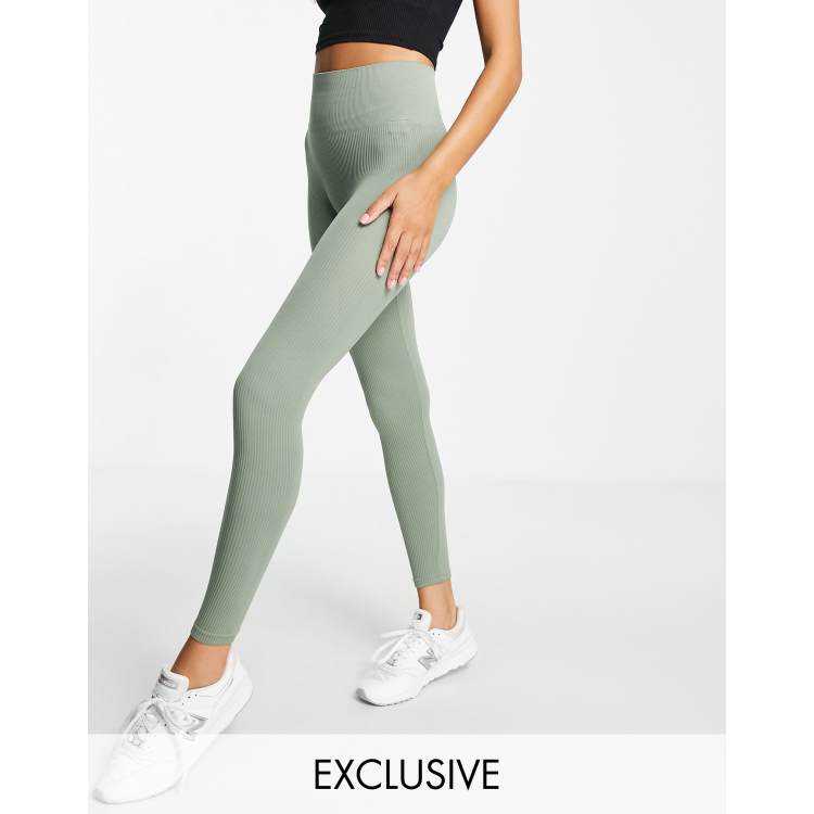 Solid Seamless Ribbed Leggings - Olive