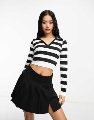 Stradivarius Seamless Ribbed Polo Top In Stripe-black