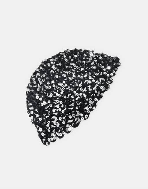 Stradivarius Sequinned flower cap in black, 4 of 4