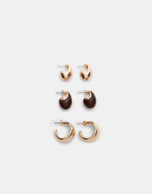 Stradivarius - Set mit 3 Paar kleinen, voluminösen Ohrringen in Braun-Brown