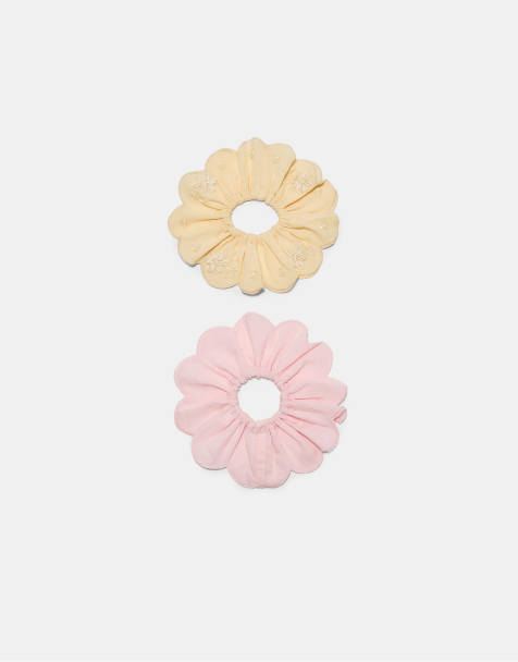 Stradivarius Set of 2 embroidered scrunchies in ecru - view 1