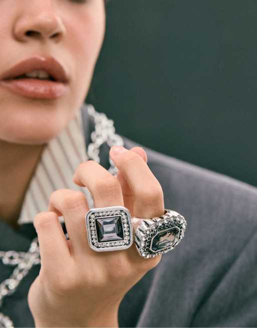 Stradivarius Set of 2 rhinestone rings in grey, 2 of 4
