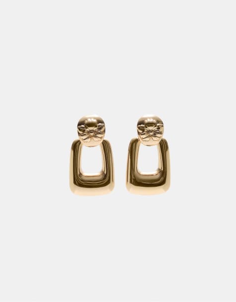 Stradivarius Set of 2 voluminous flower earrings in gold - view 1