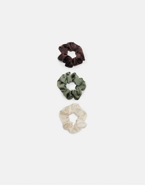 Stradivarius Set of 3 satin scrunchies in khaki - view 1