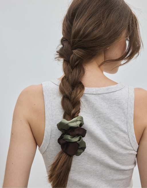 Stradivarius Set of 3 satin scrunchies in khaki, 2 of 4