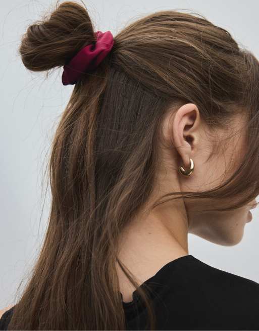 Stradivarius Set of 3 satin scrunchies in multi, 2 of 5