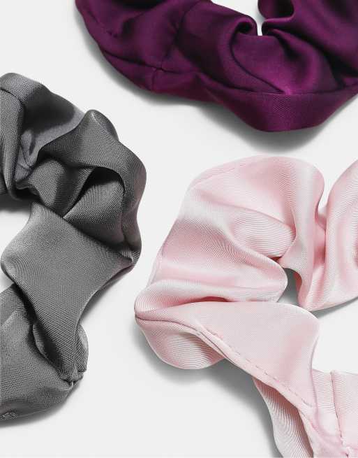 Stradivarius Set of 3 satin scrunchies in pastel pink, 2 of 3