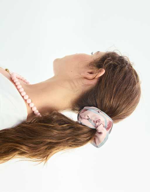 Stradivarius set van 2 sportieve scrunchies in pastelroze, 2 van 4