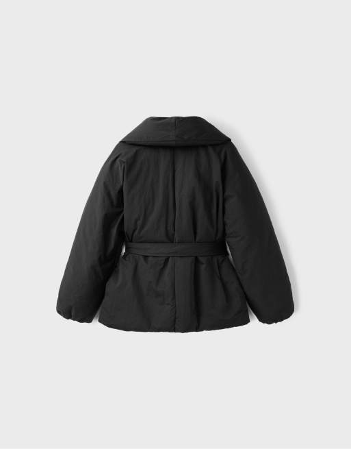 Stradivarius Shawl neck padded belt jacket in black, 7 of 7