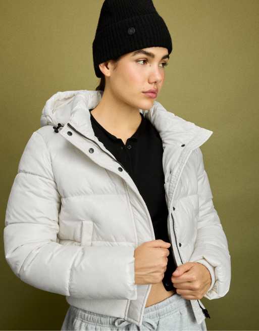 Stradivarius Shiny hooded padded jacket in vanilla, 2 of 7