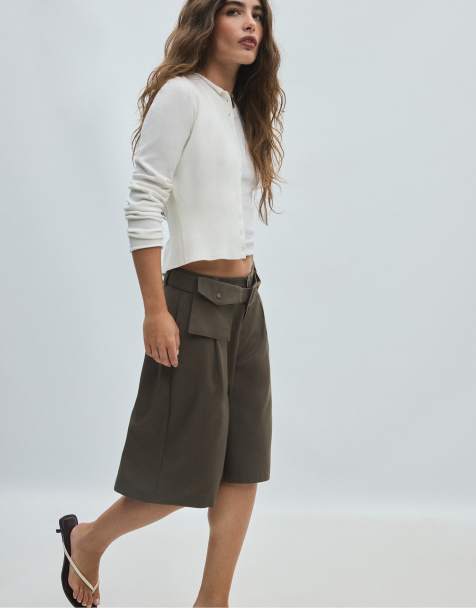 Stradivarius short bermuda habillé avec détail ceinture marron - view 1