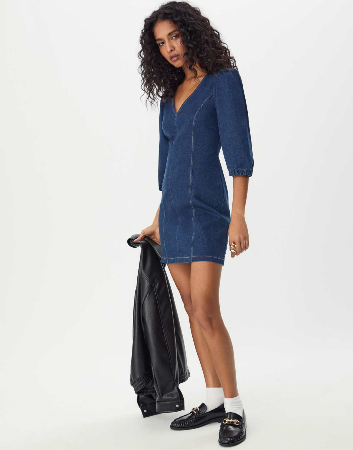 Stradivarius Short denim dress with puff sleeves in overdyed blue denim