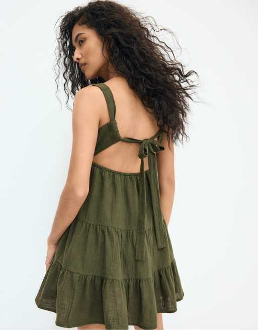 Stradivarius Short dress with v-neck in khaki, 3 of 4