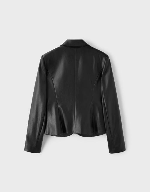 Stradivarius Short fitted blazer in black, 7 of 7