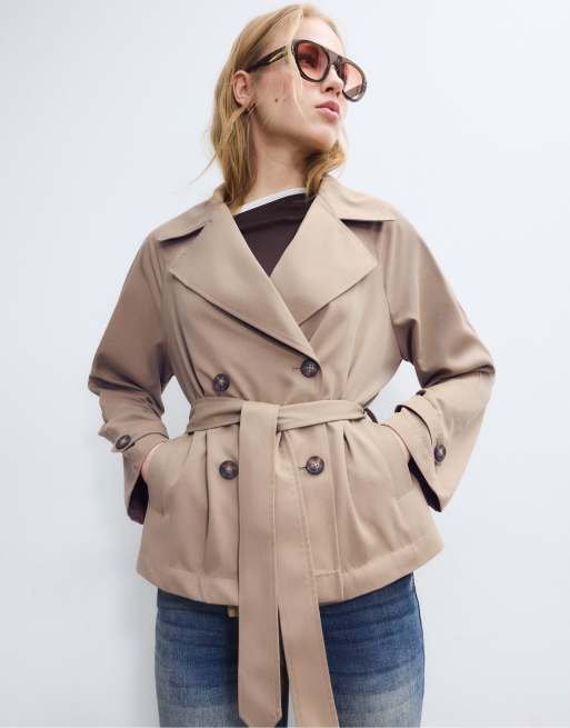 Stradivarius Short flowing trench coat with belt in khaki, 5 of 7