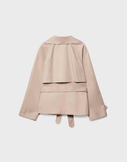 Stradivarius Short flowing trench coat with belt in khaki, 7 of 7