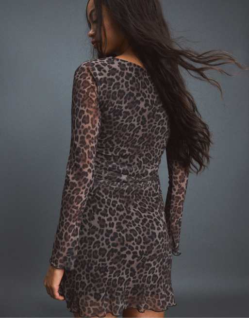 Stradivarius Short printed tulle dress in mid beige, 3 of 7