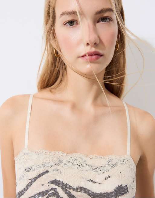 Stradivarius Short sequin animal print dress in beige, 4 of 4