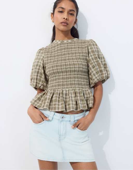 Stradivarius Short sleeve peplum blouse in khaki, 5 of 7