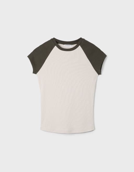Stradivarius Short sleeve raglan t-shirt in stone, 6 of 7