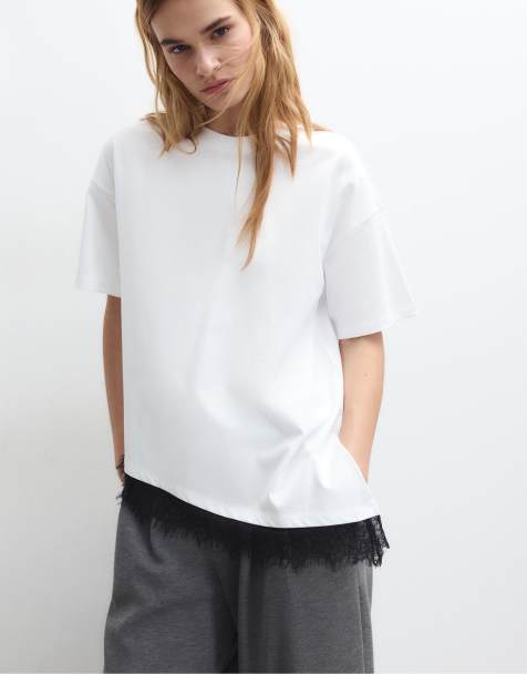 Stradivarius Short sleeve t-shirt with lace hem in white