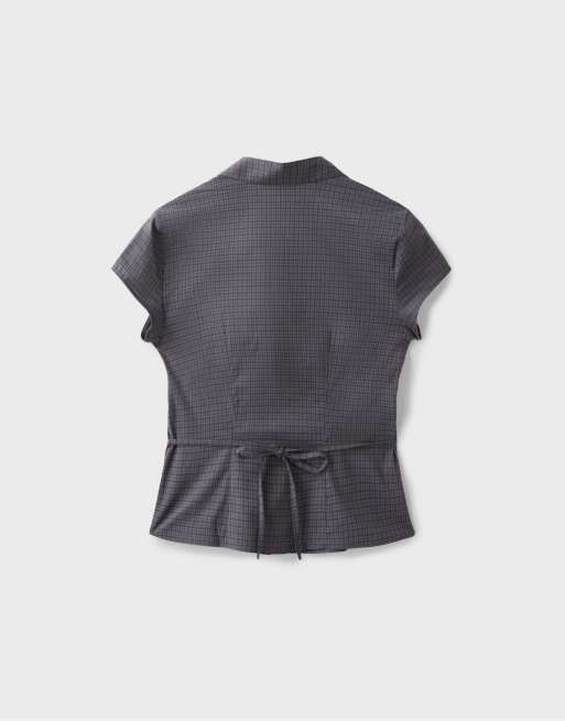 Stradivarius Short sleeve under-bust seam shirt in dark grey, 7 of 7
