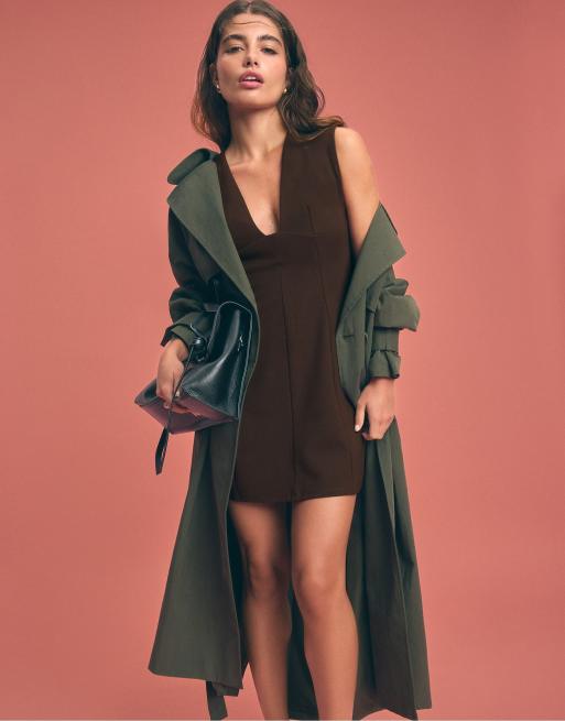 Stradivarius Short v-neck dress in brown, 5 of 7