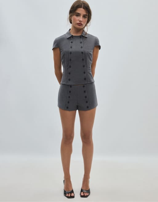 Stradivarius shorts micro con dettaglio bottoni grigio scuro